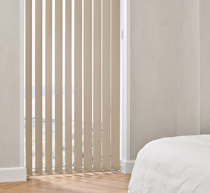 Lamellgardin 127mm Latte
