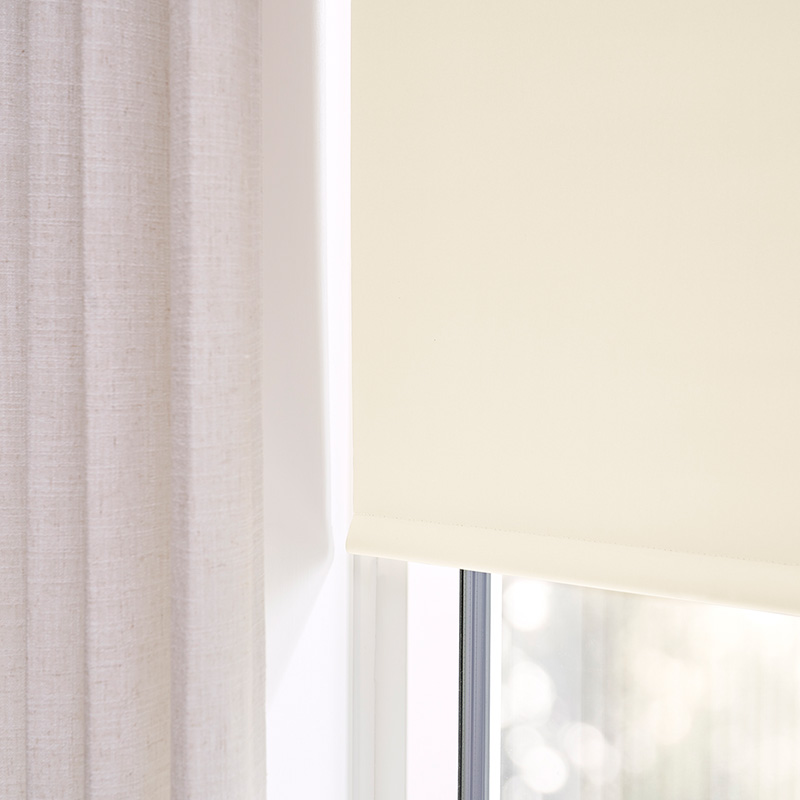 Rullegardin lystett Creme