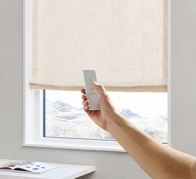 Liftgardin m/motor Delicate - Creme